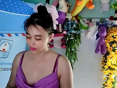 emgaixinhngoan online show from November 1, 2025, 4:08 am