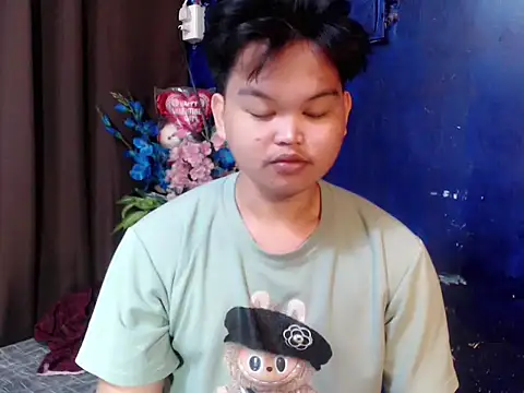 Reynelcock online show from March 21, 2026, 5:50 pm