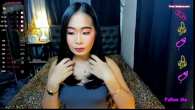 AngeliqueSolace online show from October 25, 2025, 7:36 pm