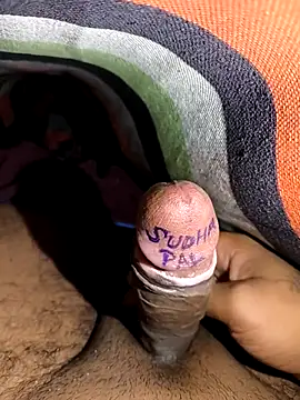 Snapshot of nitin01raj01nk chatting on September 15, 2025, 8:42 pm nitin01raj01nk online show from September 15, 2025, 8:42 pm