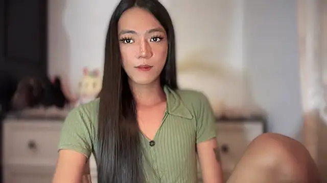 slimladyxoxo online show from December 22, 2025, 7:14 pm