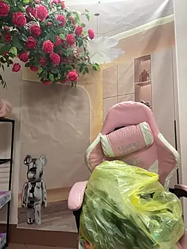 Snapshot of Bollozzy_89 chatting on November 10, 2025, 4:50 am Bollozzy 89 online show from November 10, 2025, 4:50 am