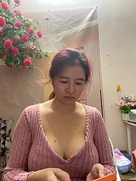 Snapshot of Bollozzy_89 chatting on November 3, 2025, 1:11 am Bollozzy 89 online show from November 3, 2025, 1:11 am