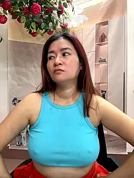 Snapshot of Bollozzy_89 chatting on November 23, 2025, 4:55 am Bollozzy 89 online show from November 23, 2025, 4:55 am