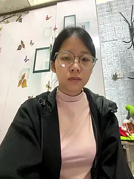 meomeo2k6 online show from January 10, 2026, 3:46 am