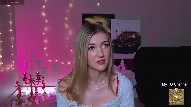 Snapshot of BeatrixGummer chatting on November 19, 2025, 8:20 pm BeatrixGummer online show from November 19, 2025, 8:20 pm