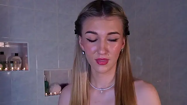 Snapshot of BeatrixGummer chatting on October 27, 2025, 8:32 pm BeatrixGummer online show from October 27, 2025, 8:32 pm