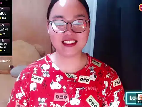 Snapshot of _Lylia chatting on June 11, 2026, 10:18 pm Lylia online show from June 11, 2026, 10:18 pm