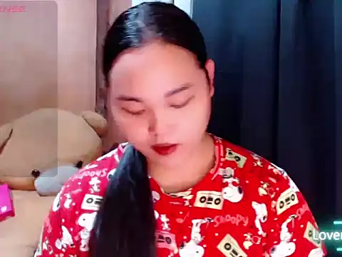 Snapshot of _Lylia chatting on July 26, 2026, 10:44 am Lylia online show from July 26, 2026, 10:44 am