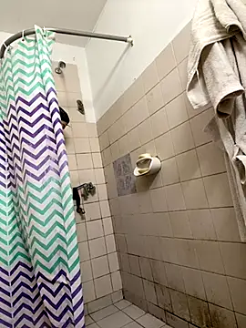 aphrodite sexy online show from December 14, 2025, 2:33 pm