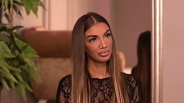 Snapshot of KendalJolly chatting on September 12, 2025, 6:51 pm KendalJolly online show from September 12, 2025, 6:51 pm