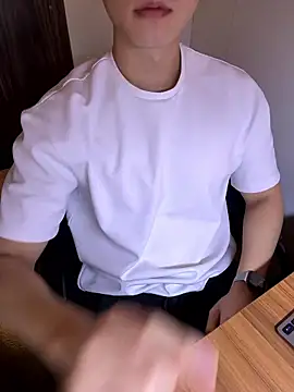 Snapshot of gochu1004 chatting on October 21, 2025, 1:54 pm gochu1004 online show from October 21, 2025, 1:54 pm