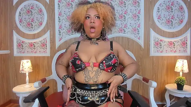 Snapshot of Kaidapunk chatting on December 2, 2025, 7:59 pm Kaidapunk online show from December 2, 2025, 7:59 pm