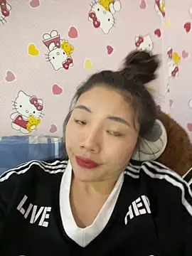 Snapshot of D2sweet chatting on November 17, 2025, 5:06 pm D2sweet online show from November 17, 2025, 5:06 pm