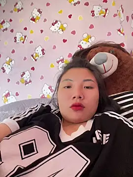 Snapshot of D2sweet chatting on November 30, 2025, 8:37 am D2sweet online show from November 30, 2025, 8:37 am