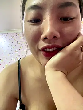 Snapshot of D2sweet chatting on November 13, 2025, 4:22 pm D2sweet online show from November 13, 2025, 4:22 pm