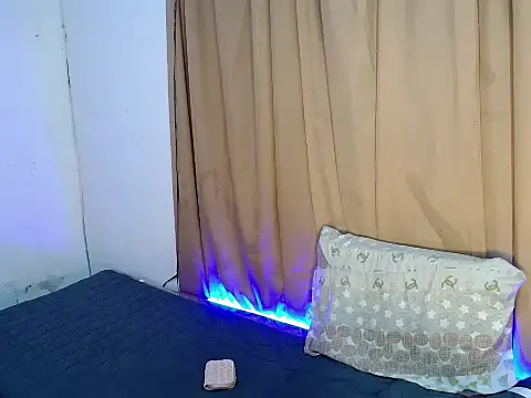 Snapshot of Filipina_milker chatting on September 24, 2025, 1:17 pm Filipina milker online show from September 24, 2025, 1:17 pm