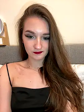 Snapshot of AdelinaEmber chatting on November 5, 2025, 1:14 pm AdelinaEmber online show from November 5, 2025, 1:14 pm