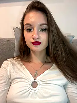 Snapshot of AdelinaEmber chatting on September 21, 2025, 12:43 pm AdelinaEmber online show from September 21, 2025, 12:43 pm