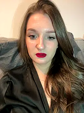 Snapshot of AdelinaEmber chatting on September 10, 2025, 7:18 am AdelinaEmber online show from September 10, 2025, 7:18 am