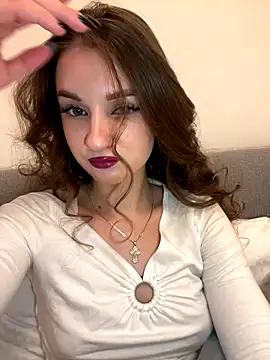 Snapshot of AdelinaEmber chatting on November 4, 2025, 11:58 am AdelinaEmber online show from November 4, 2025, 11:58 am