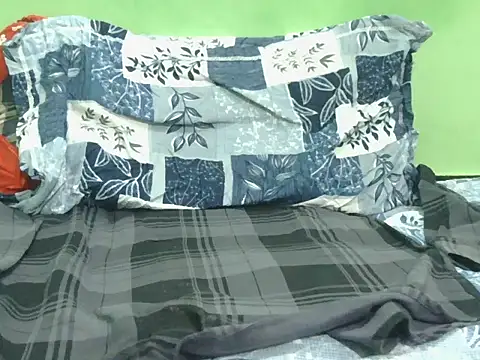 Snapshot of rockyy23boy chatting on November 27, 2025, 1:39 am rockyy23boy online show from November 27, 2025, 1:39 am