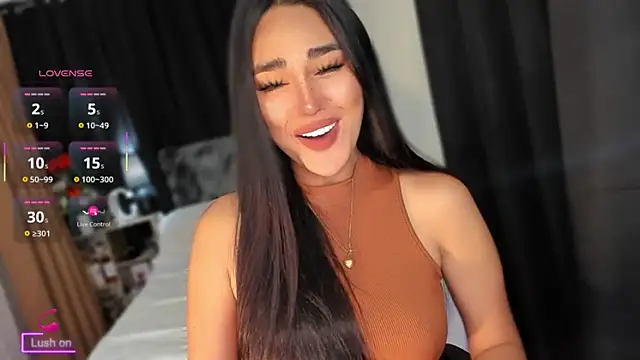 Snapshot of Fox_Smithxx chatting on August 10, 2026, 1:56 am Fox Smithxx online show from August 10, 2026, 1:56 am