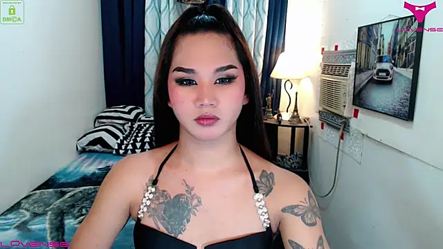 Snapshot of lil_fantacy chatting on December 17, 2025, 8:19 am lil fantacy online show from December 17, 2025, 8:19 am