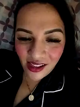 enoria1992 online show from November 18, 2025, 5:33 am