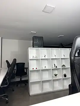 megan bigboobs  online show from February 5, 2026, 11:06 am