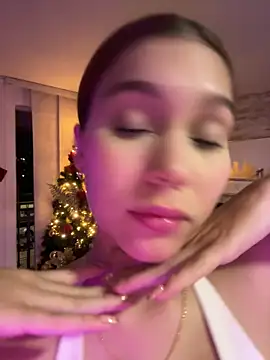 Snapshot of Nikii__ chatting on December 21, 2025, 5:09 am Nikii online show from December 21, 2025, 5:09 am