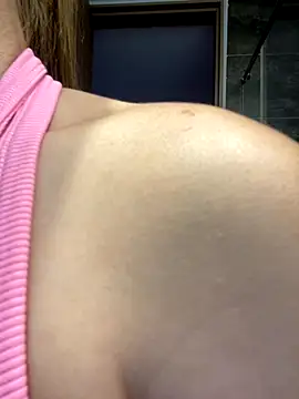 Snapshot of Nikii__ chatting on September 13, 2025, 1:16 am Nikii online show from September 13, 2025, 1:16 am