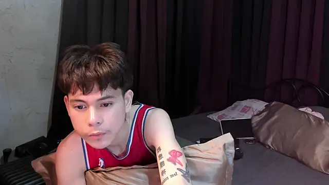 Snapshot of hotfreshdior chatting on April 19, 2026, 6:32 pm hotfreshdior online show from April 19, 2026, 6:32 pm