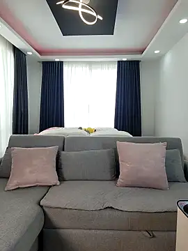 evasweett   online show from September 25, 2025, 6:03 pm