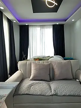 Snapshot of evasweett__ chatting on March 3, 2026, 2:24 pm evasweett online show from March 3, 2026, 2:24 pm