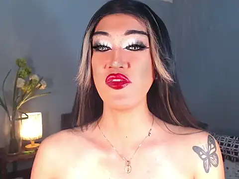 AleinaCroft online show from December 4, 2025, 2:43 am