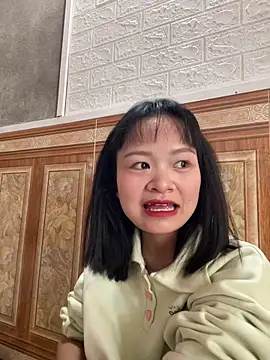 Snapshot of Daisy018 chatting on November 24, 2025, 5:07 am Daisy018 online show from November 24, 2025, 5:07 am