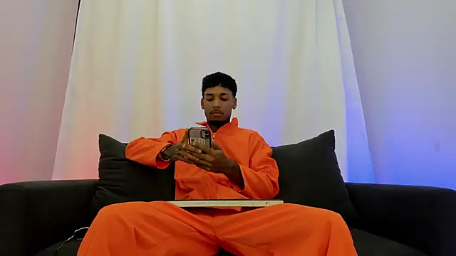 Thiagoferreti online show from November 1, 2025, 7:41 pm