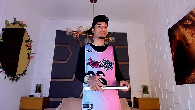 Thiagoferreti online show from November 27, 2025, 7:25 pm