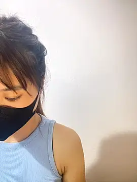 Lucy217 online show from October 9, 2025, 1:33 pm