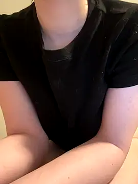 Snapshot of rosecams chatting on September 27, 2025, 5:24 am rosecams online show from September 27, 2025, 5:24 am