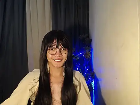 Snapshot of tscummeroverload4u chatting on October 6, 2025, 5:24 pm tscummeroverload4u online show from October 6, 2025, 5:24 pm