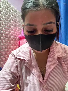 Hot Jaanvi  online show from March 9, 2026, 5:49 pm