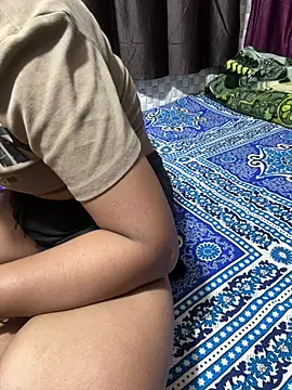 Hot Jaanvi  online show from March 25, 2026, 4:34 am