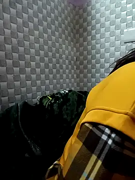 Snapshot of Hot_Jaanvi_ chatting on December 2, 2025, 3:52 am Hot Jaanvi online show from December 2, 2025, 3:52 am