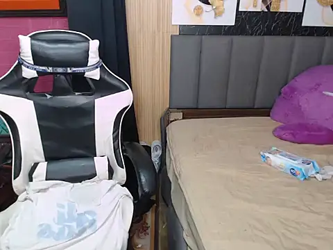 Raffa ella69 online show from March 19, 2026, 8:03 am