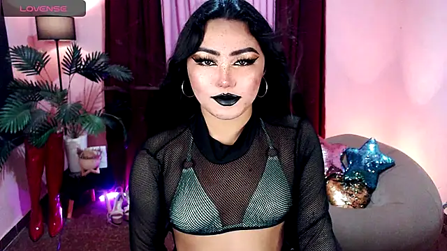 Snapshot of Unique_Maya chatting on October 27, 2025, 8:59 am Unique Maya online show from October 27, 2025, 8:59 am