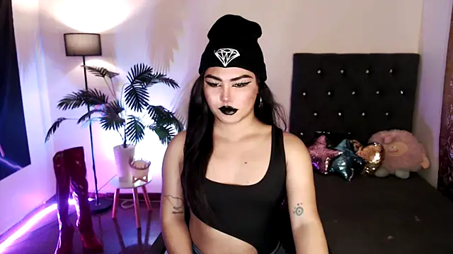 Snapshot of Unique_Maya chatting on March 2, 2026, 6:26 pm Unique Maya online show from March 2, 2026, 6:26 pm