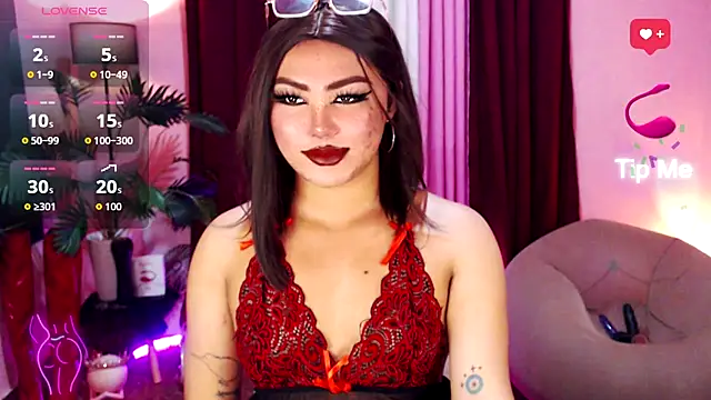 Snapshot of Unique_Maya chatting on September 13, 2025, 5:51 am Unique Maya online show from September 13, 2025, 5:51 am