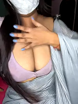 Snapshot of prisha944 chatting on September 15, 2025, 3:07 am prisha944 online show from September 15, 2025, 3:07 am